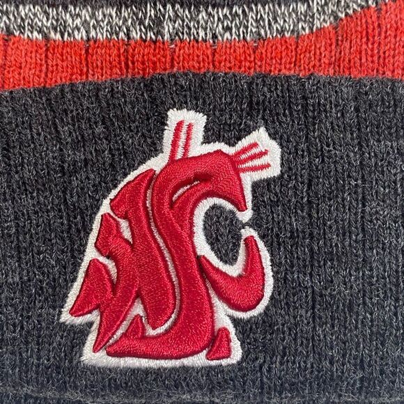 NWT NCAA Washington State Cougars Youth Below Zero Red Black Knit Beanie Hat - Picture 5 of 9